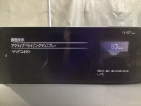 フロントガラス投影タイプのヘッドアップディスプレイを採用しています。現車速やナビルート案内、走行車線表示、前方車表示、交通標識表示など情報も多彩です。