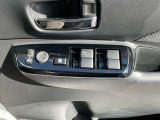 運転席のパワーウインドウ等操作部