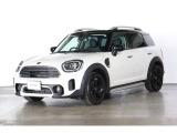 MINI NEXT勝どきでは常時約10台を屋内展示場にて展示中。天候に左右されることなくゆっくりとご覧頂けます。その他ストックヤードにも在庫がございます。ご来店の際は在庫確認の上ご来店下さいませ。