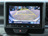 バックカメラももちろんついておりますので車庫入れの安心感がアップしますね!