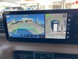 「上から丸見え」のアラウンドビューモニター搭載で運転の不安も一発解消♪