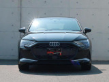 一目でAudiだと分かる特色を持つフロントマスク。