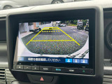 バックカメラももちろんついておりますので車庫入れの安心感がアップしますね!