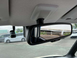 ドライブレコーダー装備です!もしもの時やあおり運転など、映像記録は証拠になるのであると安心ですね!