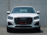 一目でAudiだと分かる特色を持つフロントマスク。