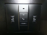【両側電動スライドドア】両側電動スライドドア!リモコンキー・車内スイッチで、ドアの開閉操作が出来ます♪ミニバンの人気の装備です!