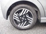 14インチアルミホイール!!格好良くてホイールがあなたの愛車をいっそう輝かせます☆