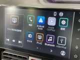 【9型ディスプレイオーディオ】お手持ちのスマートフォンとの連携で、ナビや音楽再生など各種アプリを使用可能。スマホに近い感覚でお使いいただけます♪