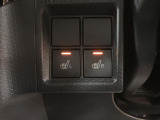 運転席助手席シートヒーター装備です 寒い日に嬉しい装備です ♪暖房使わなくても結構快適ですよ。