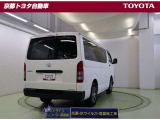 車線はみ出し防止警告【レーンアシスト】、衝突予防および衝突安全システム【PCS】、踏み間違い時の衝突被害軽減を図る【PKSB】で安心を。【クリアランスソナー】がトラブルを未然に防ぐサポートをしてくれま
