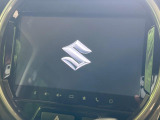 【メーカー純正9型ナビ】インテリアに溶け込むスタイリッシュな「専用設計」メーカーナビを装備♪視認性や操作性など基本性能にも優れ、より上質なカーライフをお楽しみいただけます。