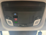 【Honda CONNECT】を搭載。あおり運転にあっている時など緊急時にオペレーターのサポートを受けられたりスマートフォンでクルマのエンジン・エアコンをONにでき安心・機能的なカーライフを実現します