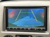 【バックモニター】駐車時に後ろの映像がナビゲーションにうつるので駐車がらくらく★車庫入れが心配なかたもバックモニターで安心★