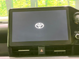 【純正10型ナビ】人気の純正ナビを装備しております。ナビの使いやすさはもちろん、オーディオ機能も充実!キャンプや旅行はもちろん、通勤や買い物など普段のドライブも楽しくなるはず♪