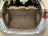 コンパクトカーの中ではトップクラスの広さを誇ります。5名乗車時でもたくさんの荷物を積める広々とした荷室で、買い物でもレジャーでも心置きなく楽しめます。