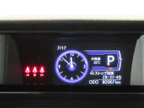 【スピードメーター】シンプルで見やすい!