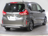 ボディクリーニング後、愛車をピカピカの状態へ保護するコーティング「ブライトパック」がおススメです!水垢がつきにくく、手入れがしやすくなりますよ!いつも愛車をきれいにしておきたい方におススメです。
