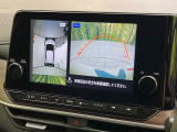 【アラウンドビューモニター】専用のカメラにより、上から見下ろしたような視点で360度クルマの周囲を確認することができます☆死角部分も確認しやすく、狭い場所での切り返しや駐車もスムーズに行えます。
