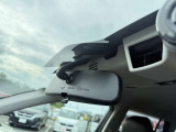 【アイサイト】衝突被害軽減ブレーキはもちろん、『渋滞時ハンズオフアシスト』や『渋滞時発進アシスト』『カーブ前速度制御』等、従来よりも幅広いシーンで安全走行をサポートしてくれます。