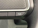 Dassist切り替えステアリングスイッチでシーンに合わせて2つの走行モードの切り替えが可能!加速したい時に便利なパワーモード。燃費重視のスマートな走りのエコモード。