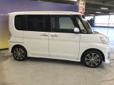 エンジンルーム、室内、クリーニング済みです。厳選したお車を屋内展示場にて展示中☆車両品質には自信がございます!ぜひ一度ご来店ください!!