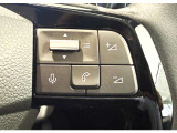 BluetoothやCarPlay&Aodroid Auto(※装備車)接続により、ハンズフリー通話はもちろん、オーディオ操作やソースの切り替えも可能です。