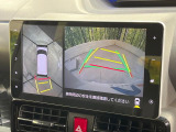 【全周囲カメラ】専用のカメラにより、上から見下ろしたような視点で360度クルマの周囲を確認することができます☆死角部分も確認しやすく、狭い場所での切り返しや駐車もスムーズに行えます。