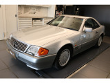744 Brilliant Silver / 740 Black Softtop