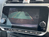 バックビュモニター付きで駐停車も安心です!