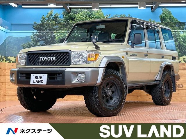 トヨタ ランドクルーザー70 