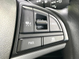 【アダプティブクルーズコントロール】高速道路での長距離走行が楽に!!自動で速度を保つクルーズコントロールが、衝突軽減システムと連携し、前方の車両を感知して車間を保つように速度調節してくれます!!