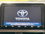 【純正9インチナビ】人気の純正ナビを装備しております。ナビの使いやすさはもちろん、オーディオ機能も充実!キャンプや旅行はもちろん、通勤や買い物など普段のドライブも楽しくなるはず♪