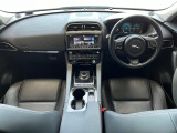 JAGUARの『F-APCE』を認定中古車でご紹介!サンルーフ、アダプティブクルーズ、シートヒーター、全周囲カメラ、衝突軽減システム、パワーテールゲート、パドルシフト、シートメモリー、キーレス