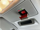 あおり運転をされても安心!緊急通報も可能、ボタンを押すだけでオペレーターにつながるSOSコール付。(別途登録費用が必要となります。)