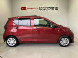 車両右側面からの写真になります。車をご覧になりたい時はお気軽に最寄りの店舗へご相談下さい。