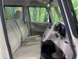 運転席シート廻りは使用感も少なく、良好な状態となっています。丁寧に使われていたことがよくわかりますね。