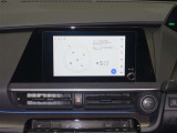 スマホとクルマをつなぐことで、これまでのナビに加えて、いろんなサービスが楽しめます。