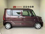 車両右側面からの写真になります。車をご覧になりたい時はお気軽に最寄りの店舗へご相談下さい。