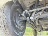 お車を安心してお乗りいただく為には、足回りの定期点検が欠かせません。サービスサポート(有償保証)では無料点検もご提供しており、安心のカーライフをお過ごしいただけるサポート体制が整っています。