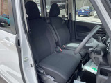 万一の場合乗員を守るサイド+カーテンエアバック搭載です