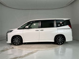 ご購入して頂いた車両は、ご納車前に、しっかり点検・整備してからの、ご納車になります。点検箇所は、エンジンオイル交換・ワイパーゴム・ブレーキ点検・調整・その他を確認のうえ、ご納車いたします。