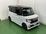 個性際立つ 2トーンカラースタイル!!シンプルでナチュラルなテイストが特徴です。