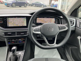 運転者中心に設計された運転席です。
