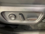 【パワーシート】スイッチ一つで簡単にシートの微調整が可能!電動だから力もいりません!快適なシートポジションにセットして、快適なドライブをお楽しみください。