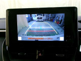 車庫入れなどでバックする際に後方確認ができて便利です。車庫入れ苦手な人もこれで安心!!