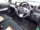 日々の運転を楽々サポートの運転席!