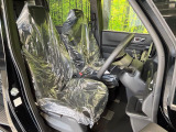 運転席シート廻りは使用感も少なく、良好な状態となっています。丁寧に使われていたことがよくわかりますね。