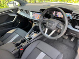 Audiのインテリアはエクステリア同様、優れたデザイン性とクオリティ、そして機能性を兼ね備えております。