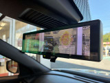 スマートルームミラーです。カメラで後部を映し出します。
