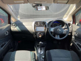 広々とした視界を体感できます。運転が楽しくなりますね。
